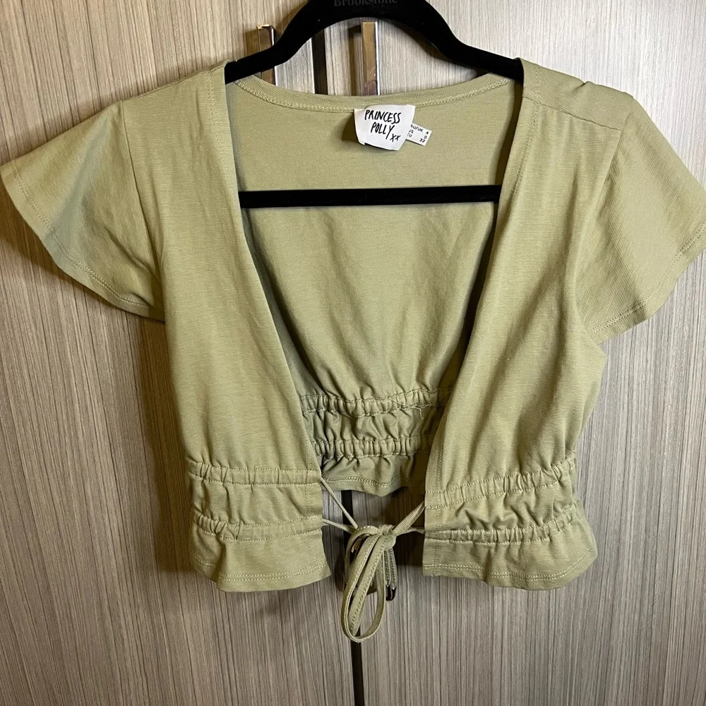 PRINCESS POLLY Jamison Reid Crop Top Green - Picture 3 of 5